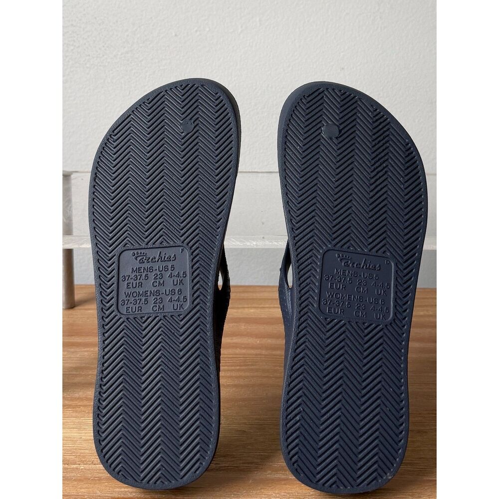 Size 6 Women's Archies, Arch Support Flip Flop ARCHFLIP-NAVY NWOT - Picture 2 of 6